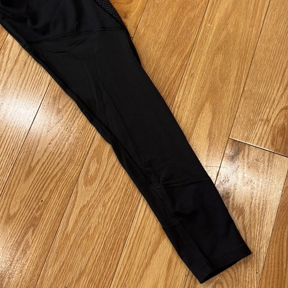 Victoria Secret VSX Knockout leggings - Picture 7 of 8